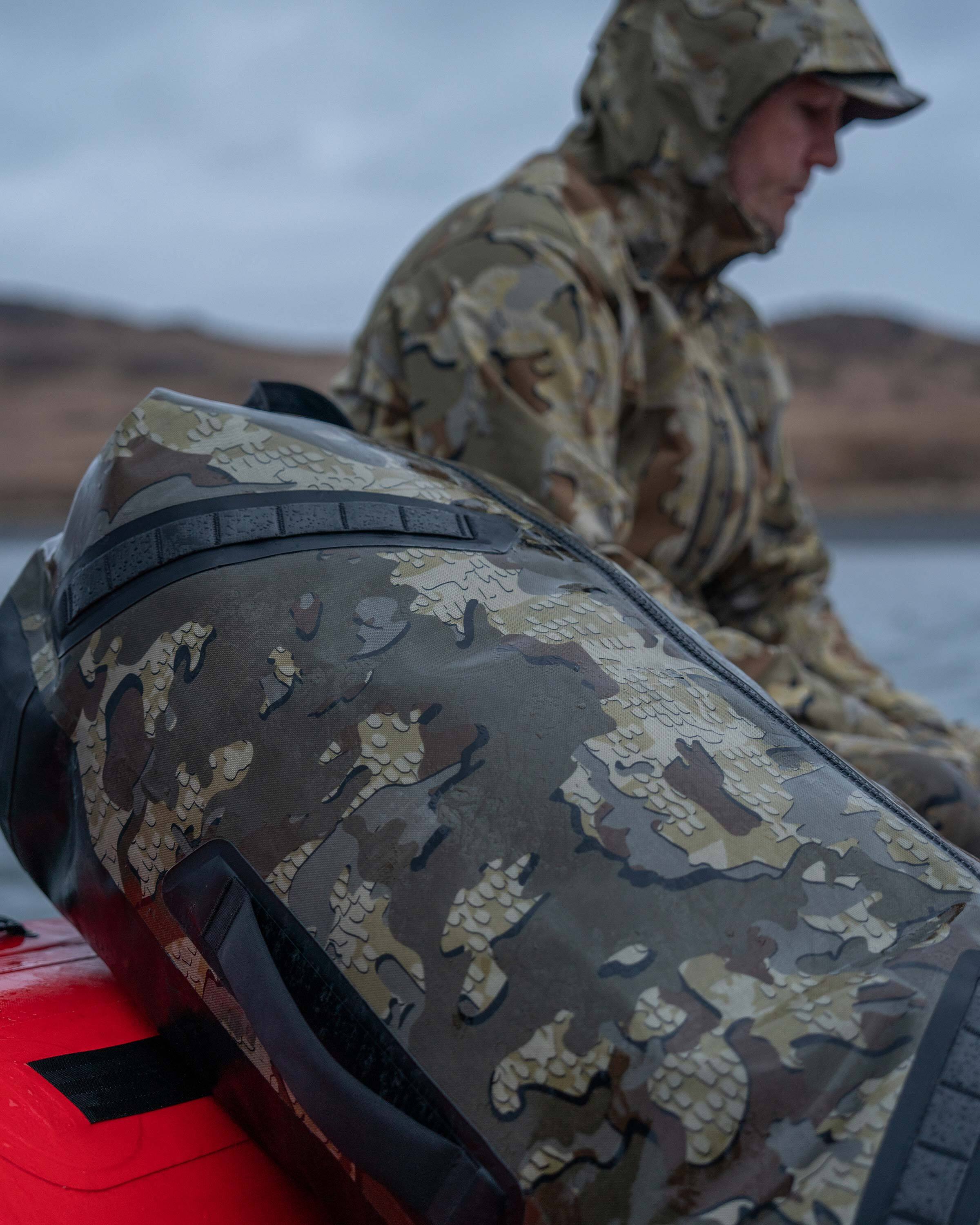 Kodiak 3000 Submersible Duffel | Verde - Image 12