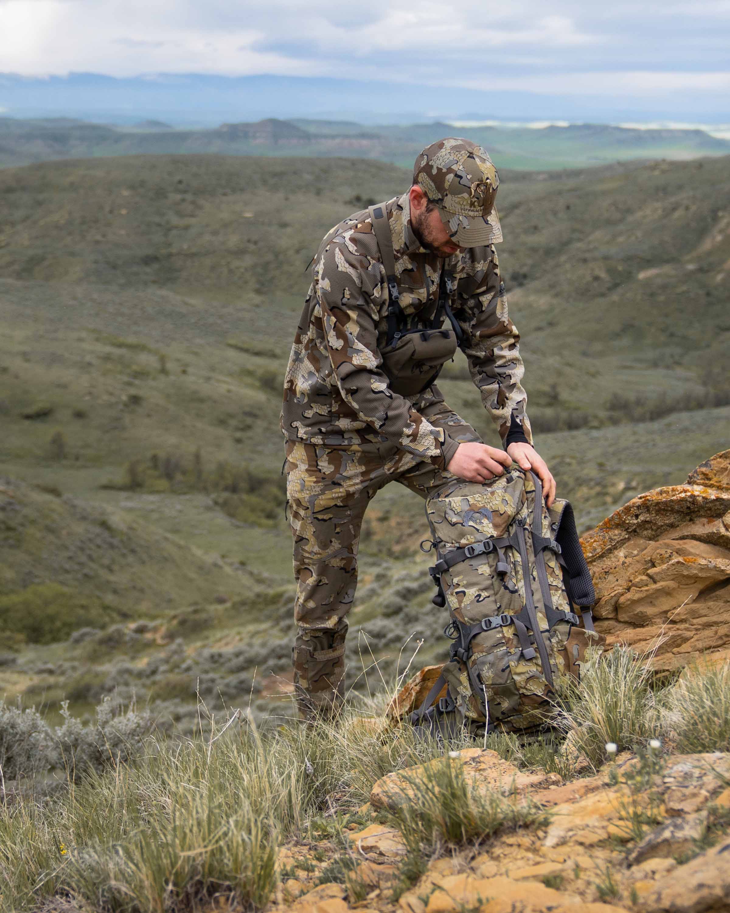 Peloton 240 Full Zip | Black - Image 4