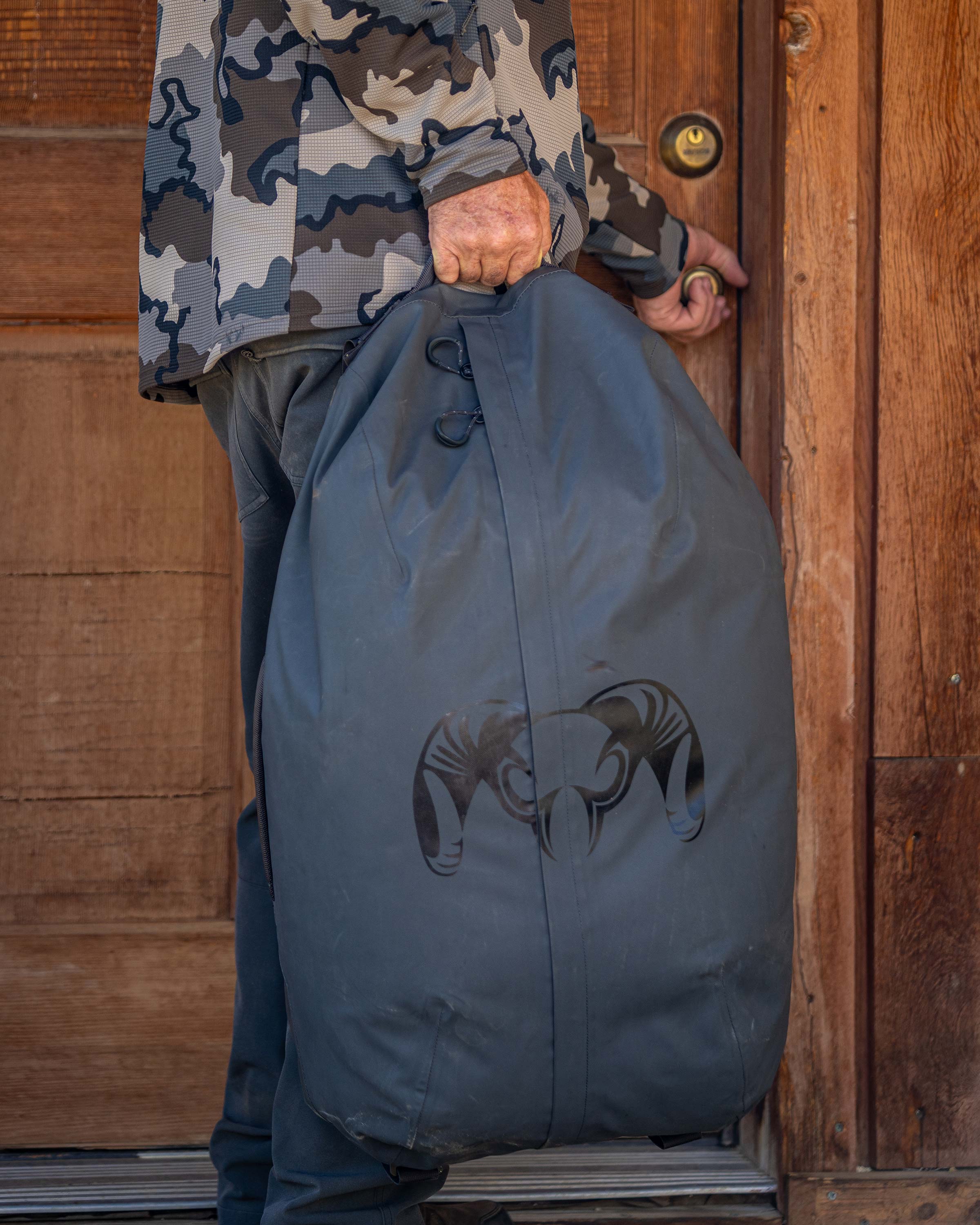 Taku BLSTX 4200 Duffel | Bourbon - Image 4