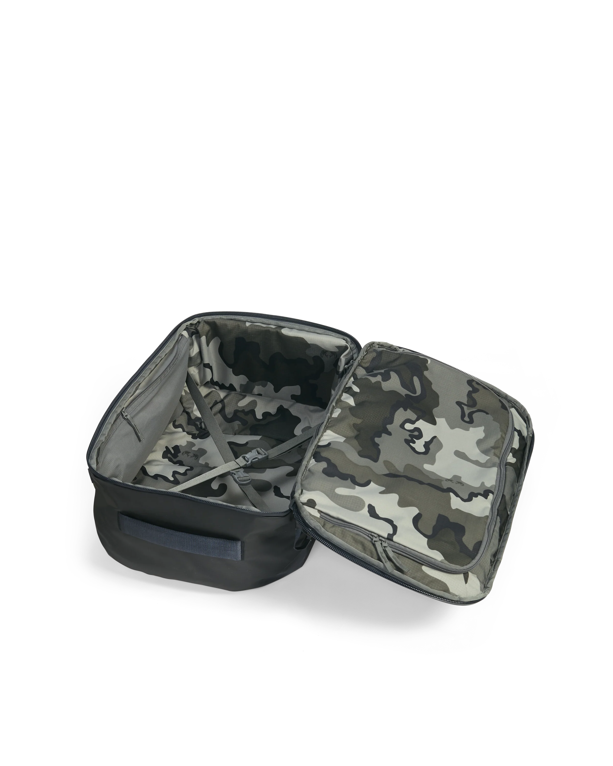 Waypoint 2800 Duffel | Black - Image 8